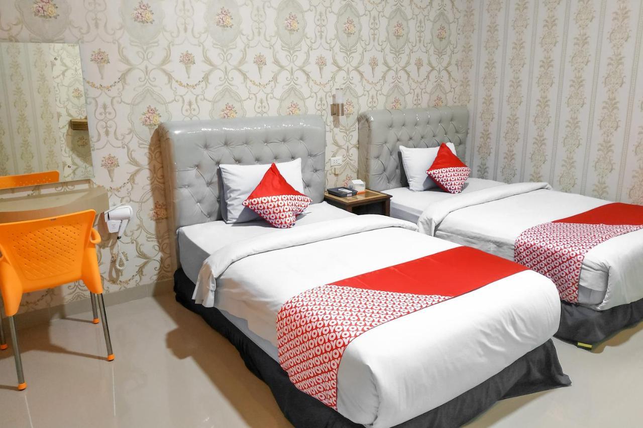 Oyo 3196 Hotel Taman Cinta Сингкауанг Стая снимка